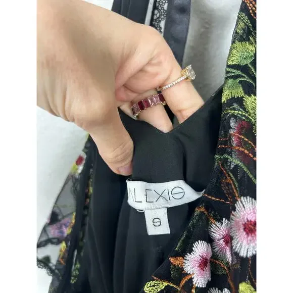 Alexis Adeline Floral Embroidered Dress Black Sz Small Whimsical - Picture 10 of 11